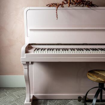 Photo: Iris Floor, Pure & Original