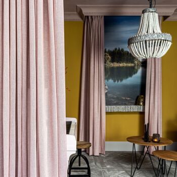 Photo: Iris Floor, Pure & Original